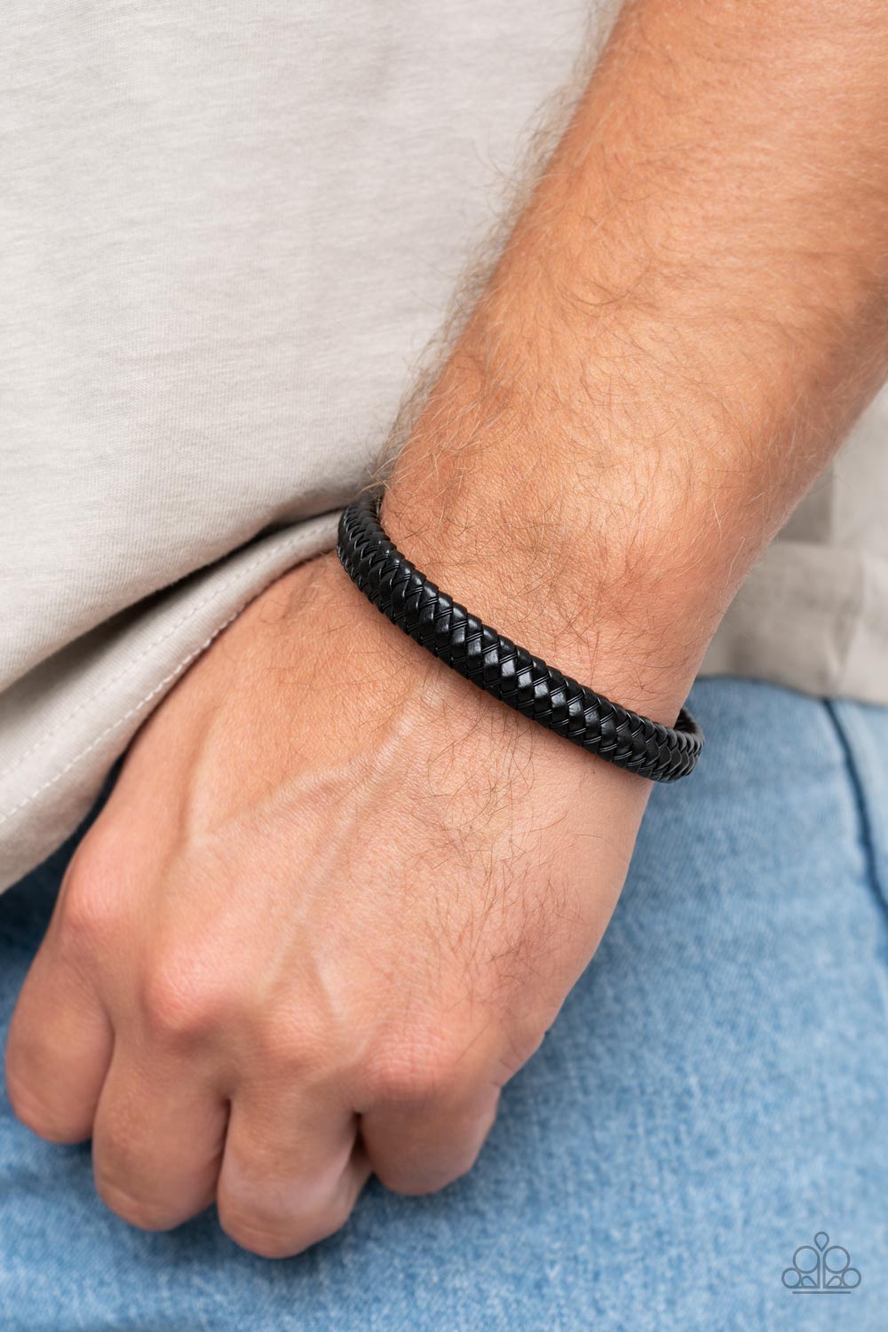 Paparazzi ♥ HAUTE-breaker - Black ♥  Mens Bracelet