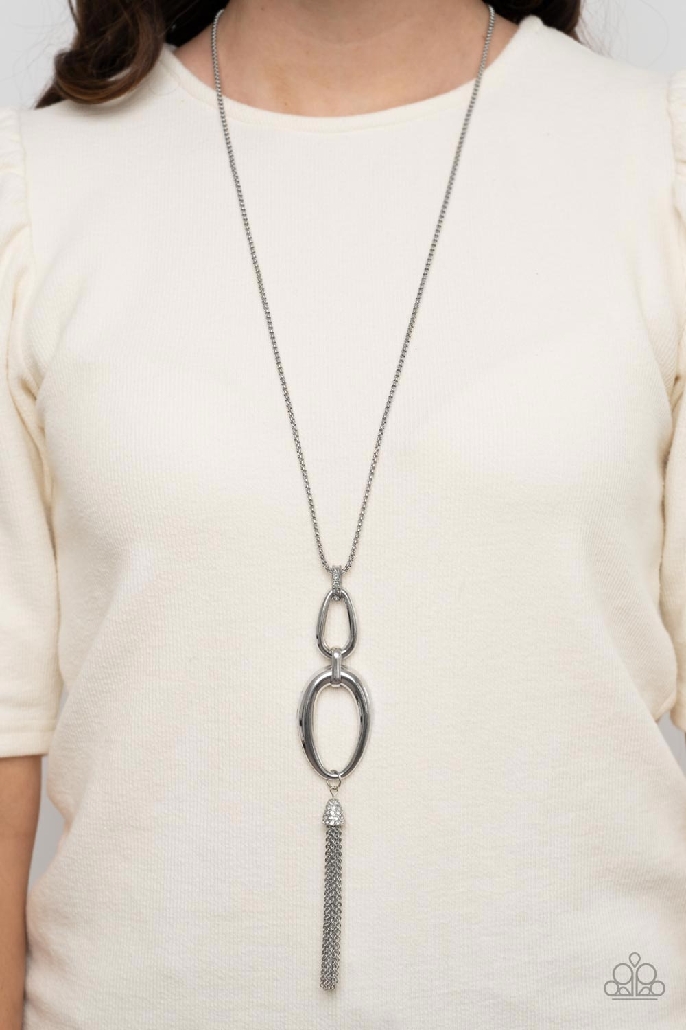Paparazzi ♥ Elegantly Entrancing - White ♥  Necklace