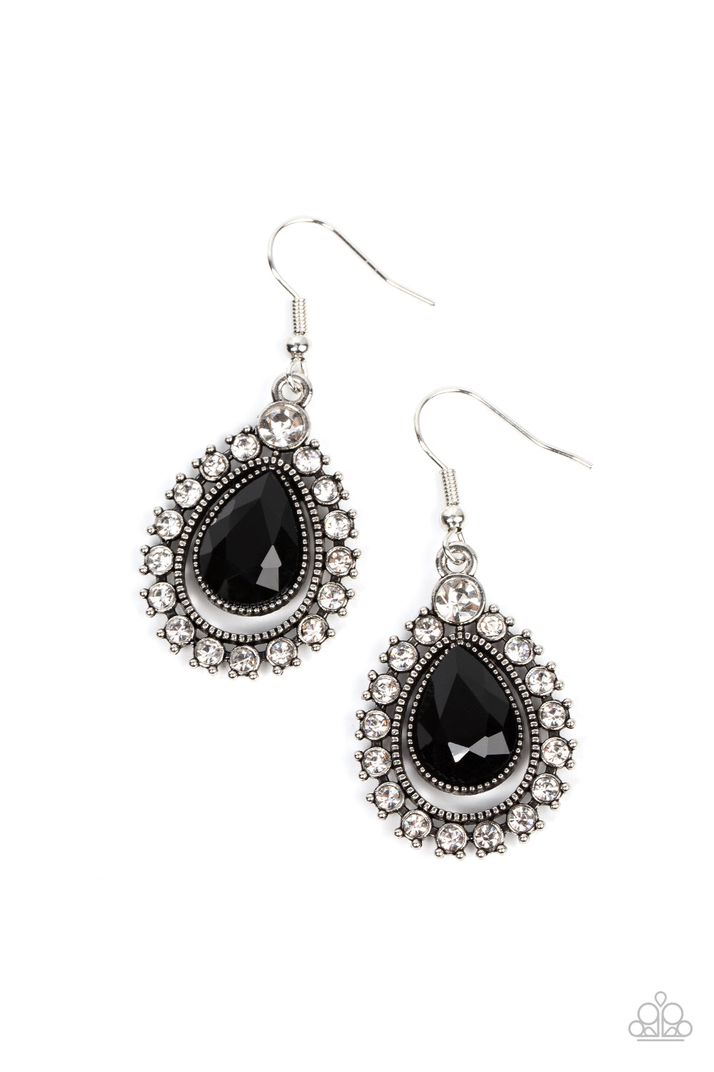 Paparazzi ♥ Divinely Duchess - Black ♥ Earrings – LisaAbercrombie