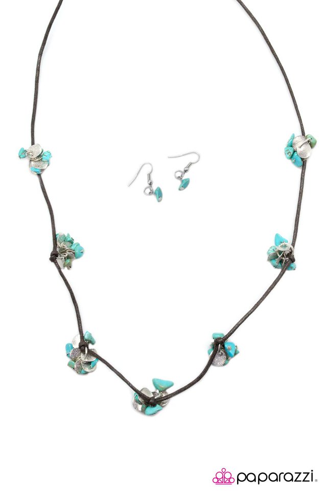Paparazzi ♥ Positively Paleo - Blue ♥ Necklace