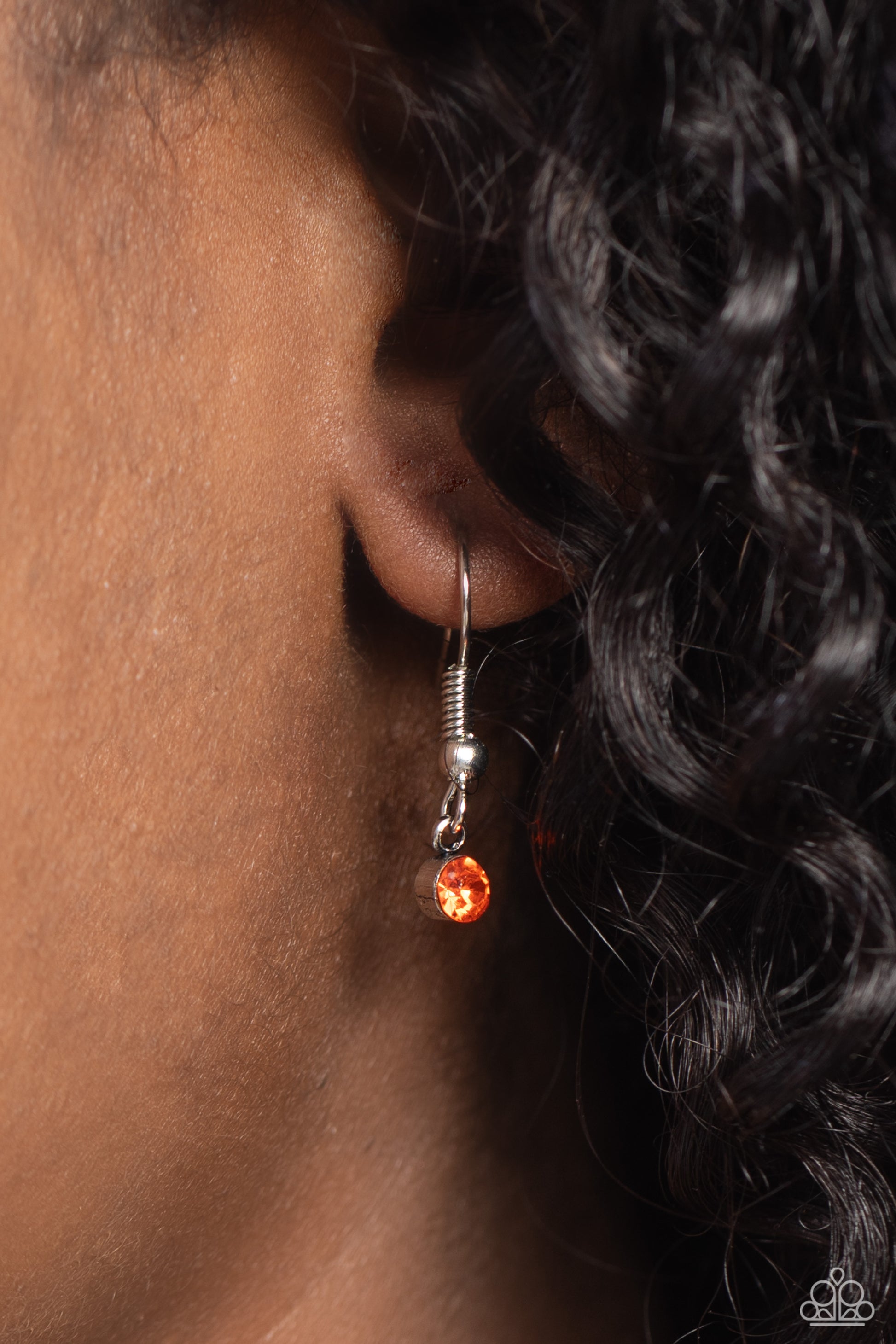 minimal-effortless-orange-p2da-ogxx-063xx