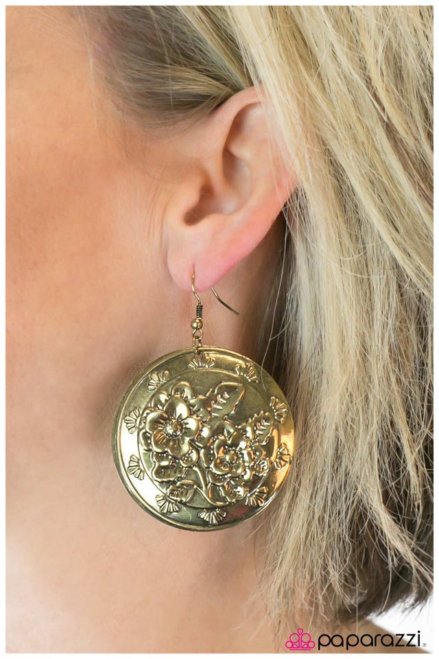 the-floral-of-the-story-is-p5wh-brxx-025xx