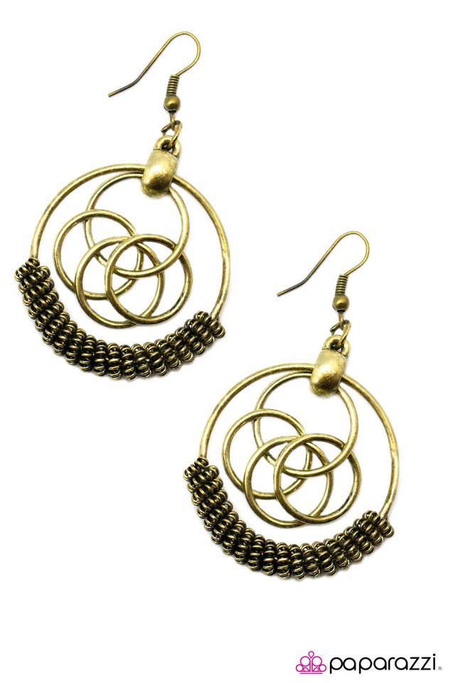 Paparazzi ♥ Ring Me Up - Brass ♥ Earrings