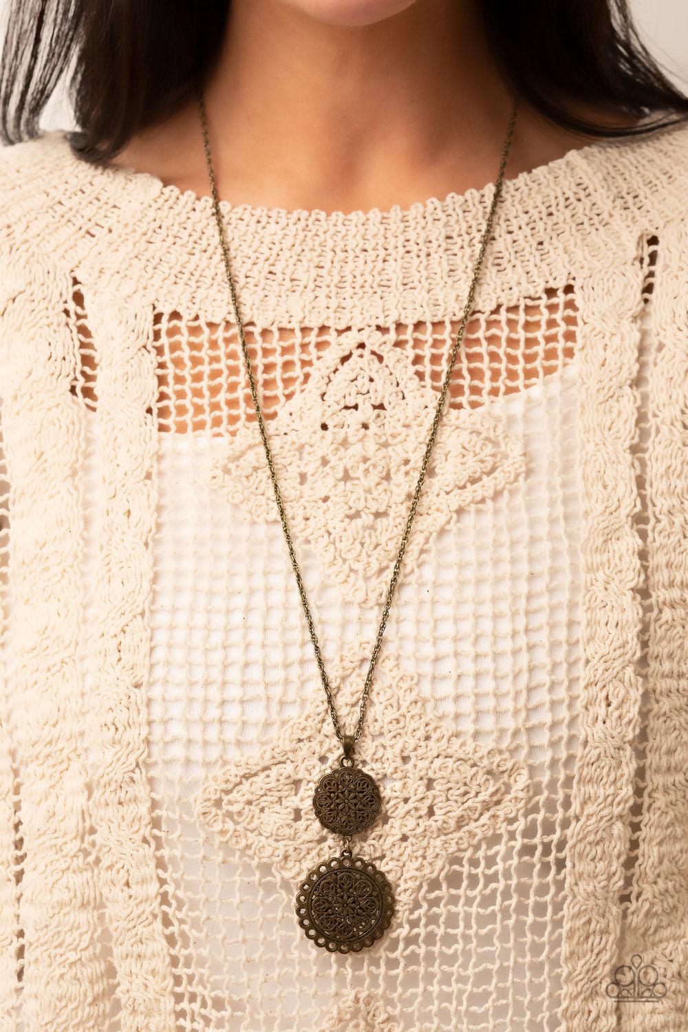 Paparazzi ♥ Meet Me At The Garden Gate - Brass ♥  Necklace