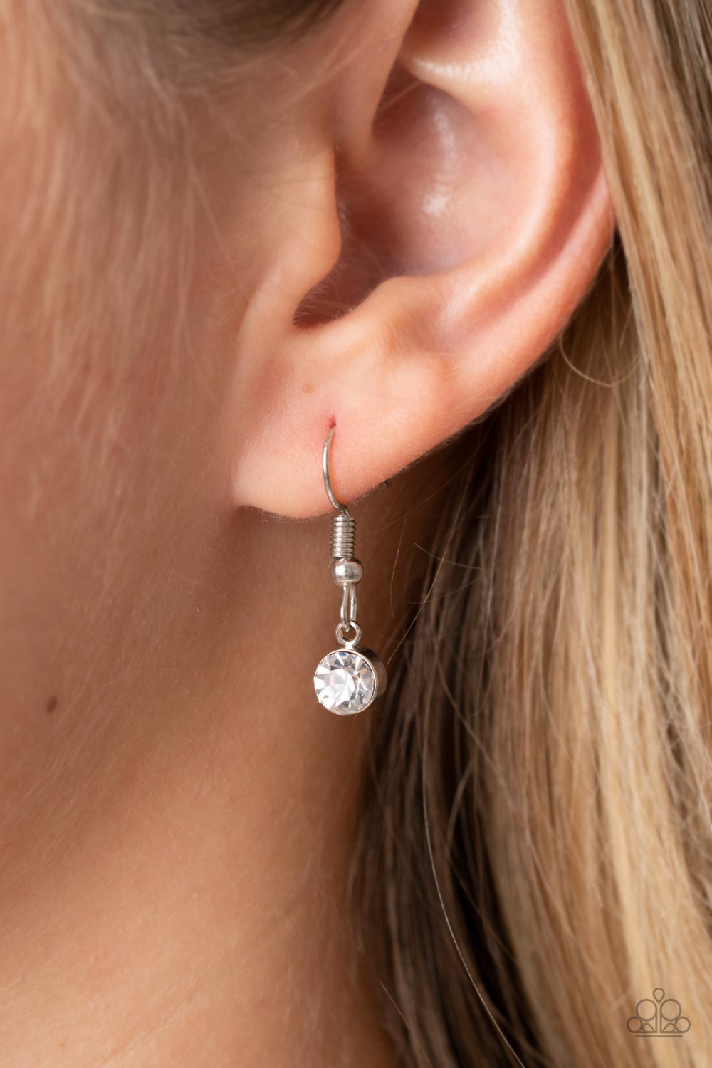 Paparazzi ♥ Jubilee Jingle - Silver ♥  Necklace