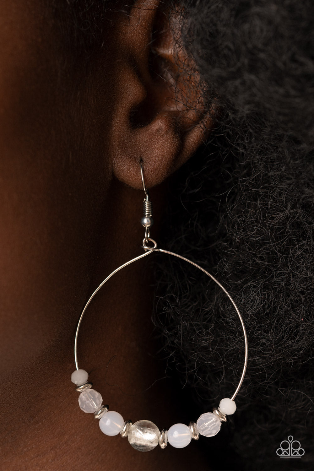 Paparazzi ♥ Ambient Afterglow - White ♥  Earrings