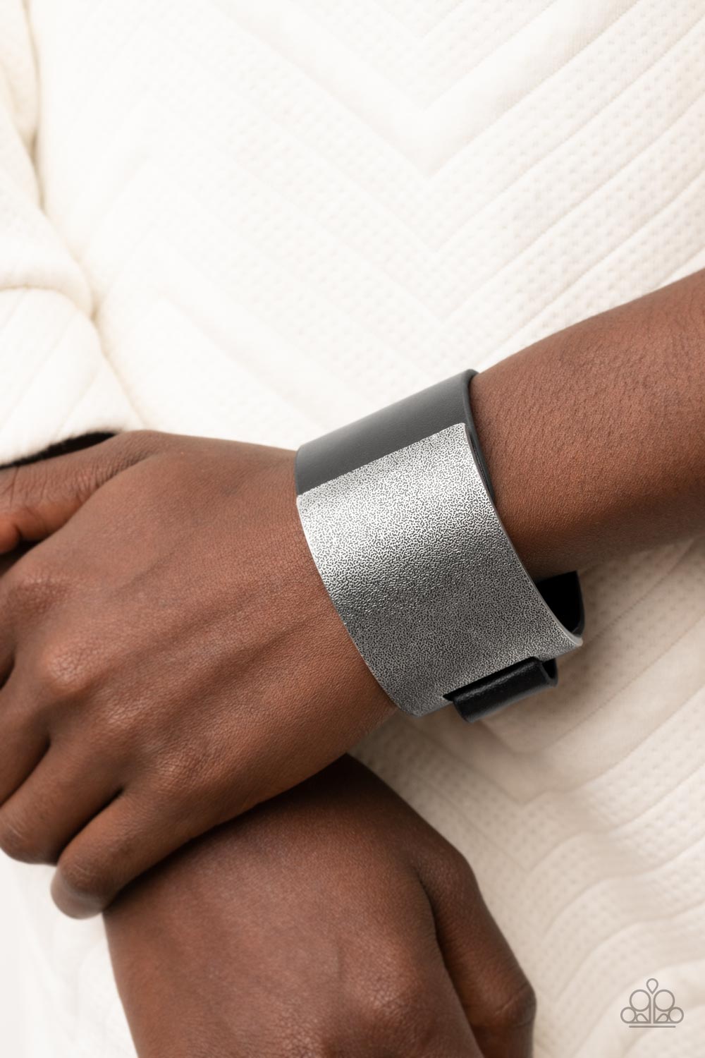 Paparazzi ♥ Studded Synchronism - Black ♥  Bracelet