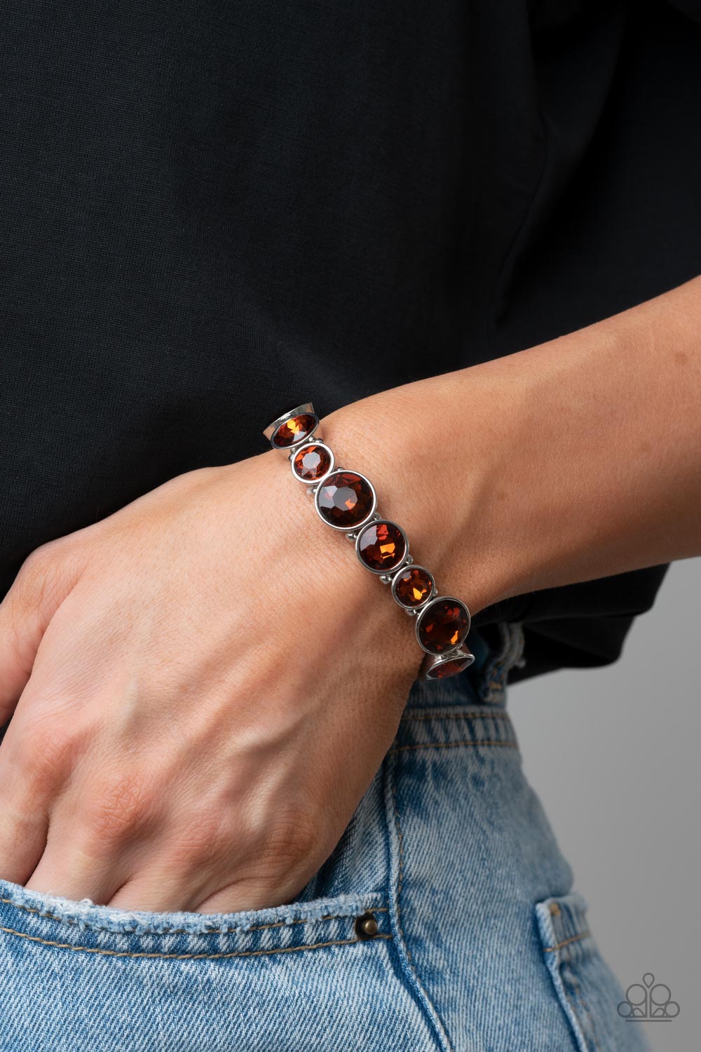 Paparazzi ♥ Twinkling Tease - Brown ♥  Bracelet