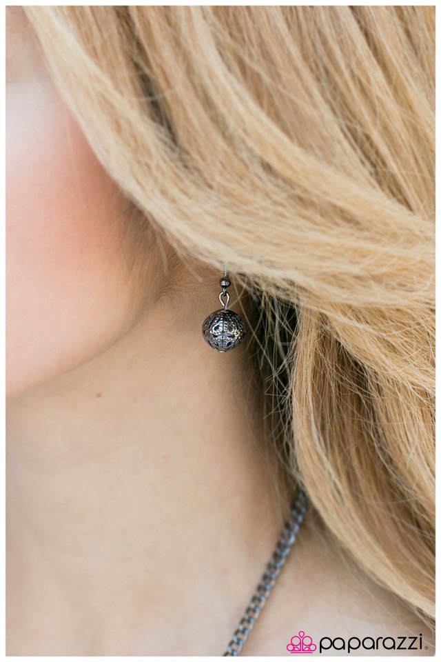 Paparazzi ♥ All Mixed Up - Pink ♥ Necklace