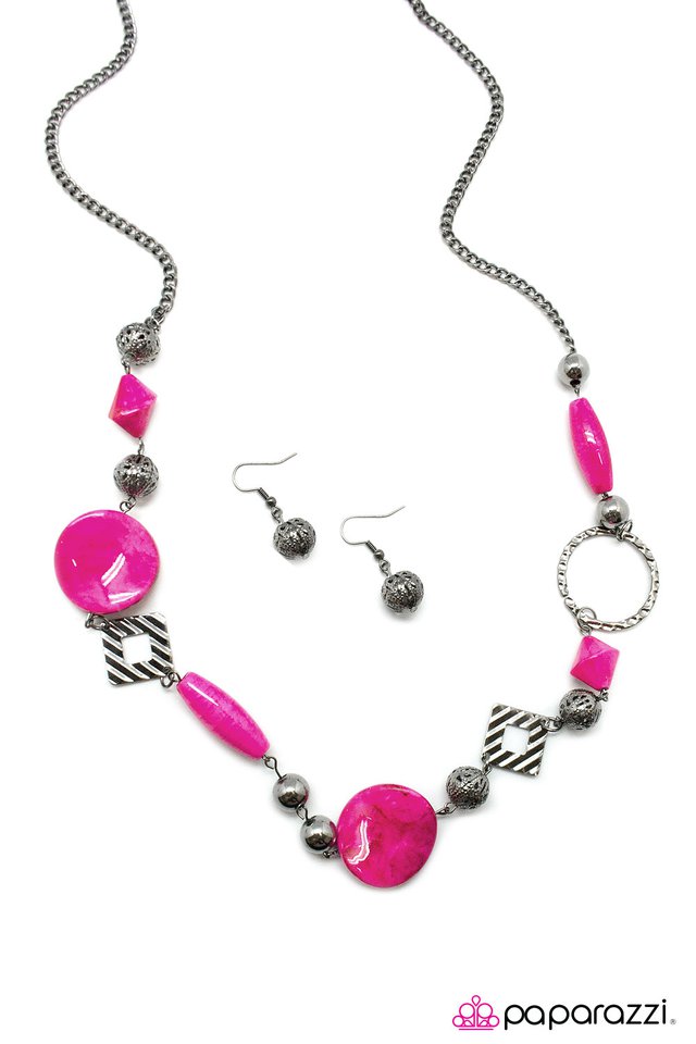 Paparazzi ♥ All Mixed Up - Pink ♥ Necklace