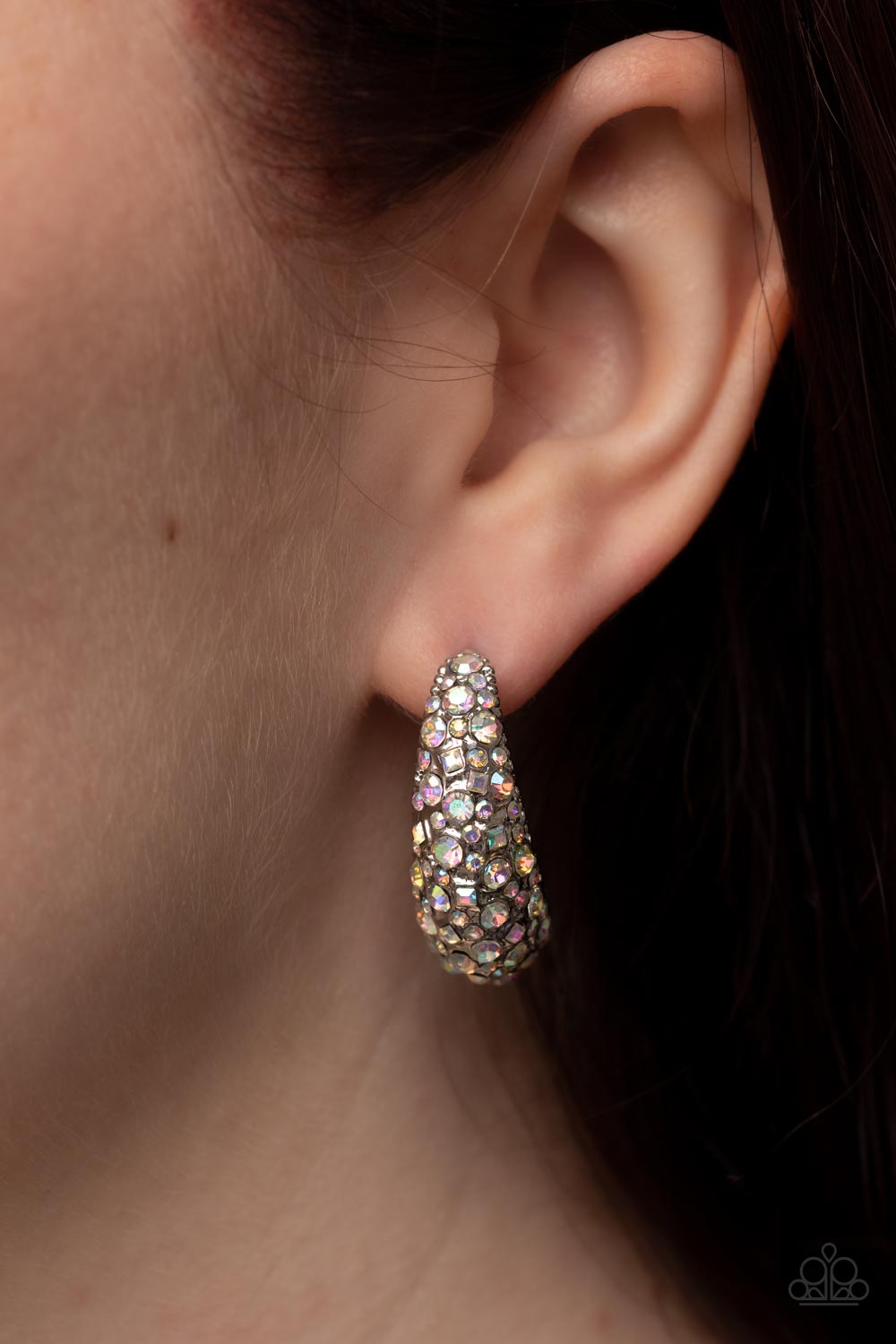 Paparazzi ♥ Glamorously Glimmering - Multi ♥  Earrings
