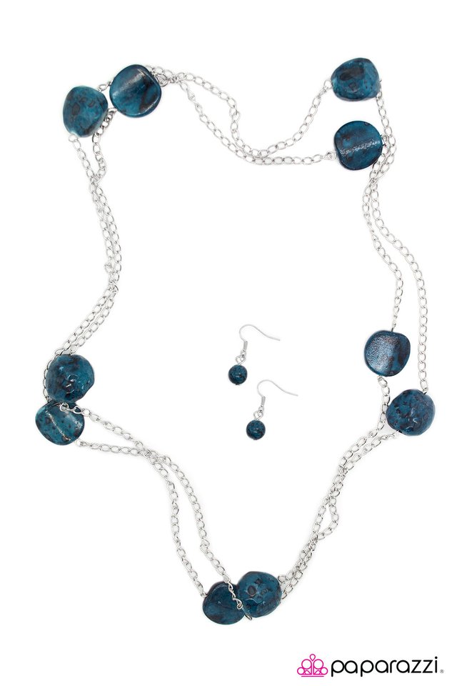 Paparazzi ♥ Rockstar Status - Blue ♥ Necklace