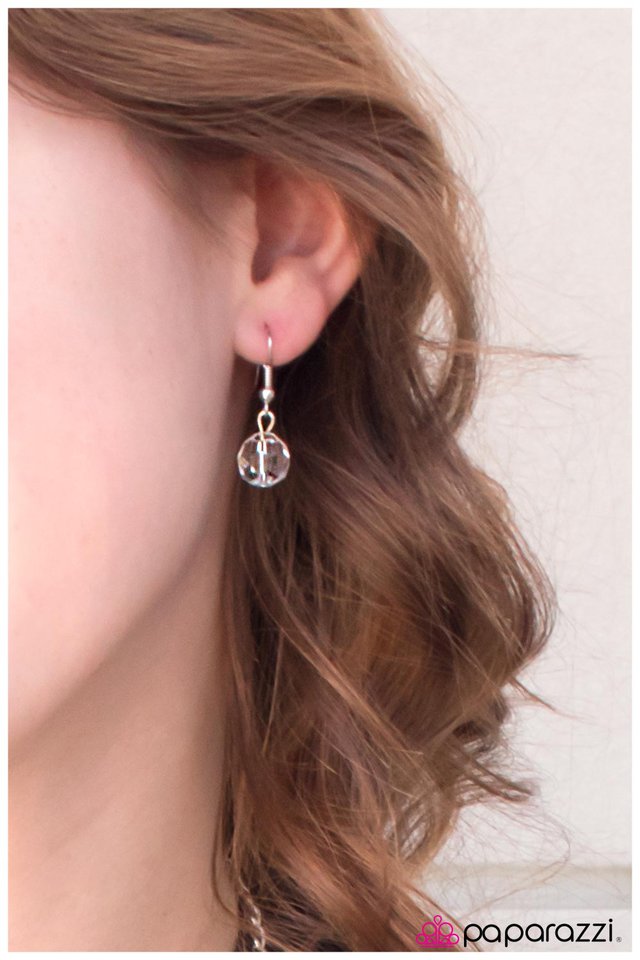 Paparazzi ♥ Keep Dreamin - White ♥ Necklace