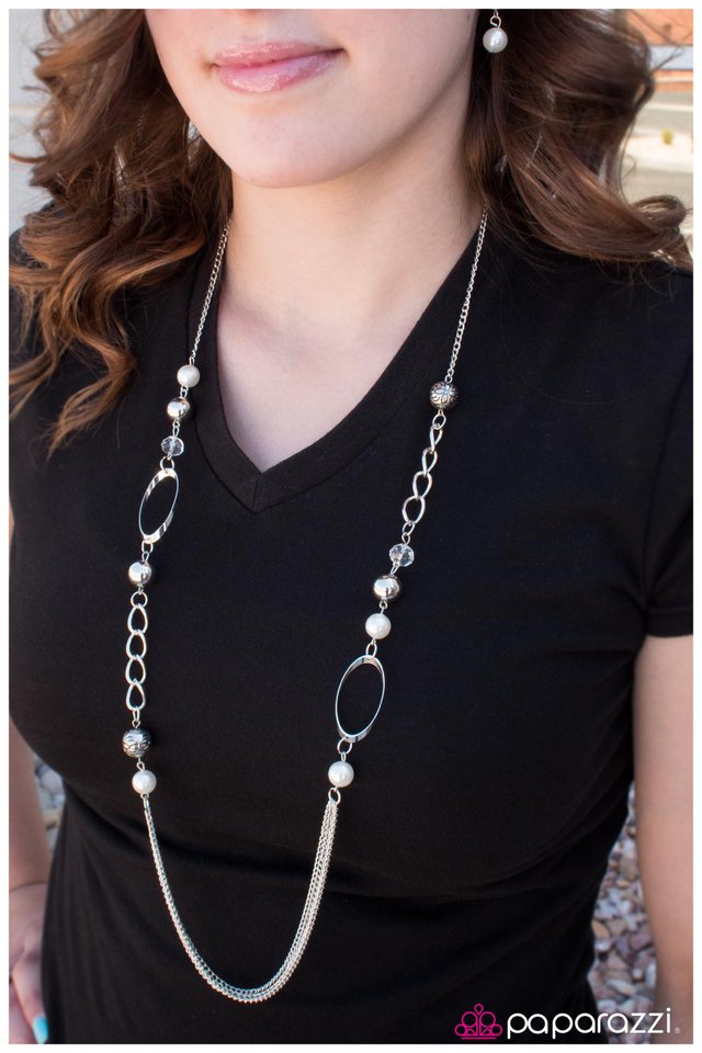 the-one-and-only-white-p2wh-wtxx-042uc