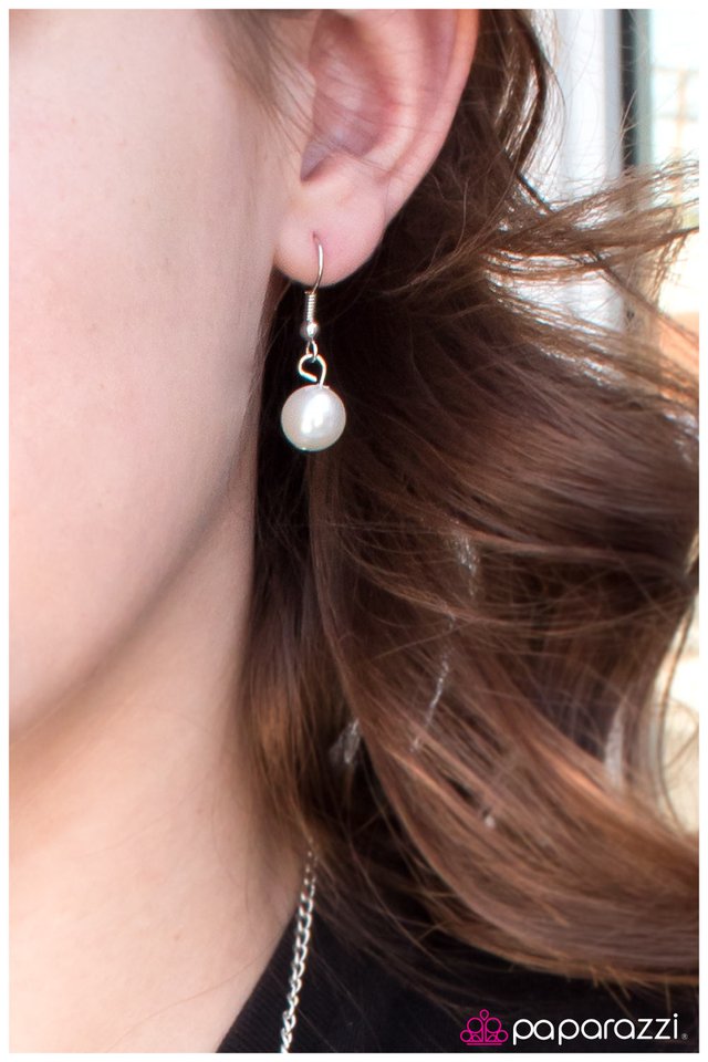 Paparazzi ♥ The One and Only - White ♥ Necklace