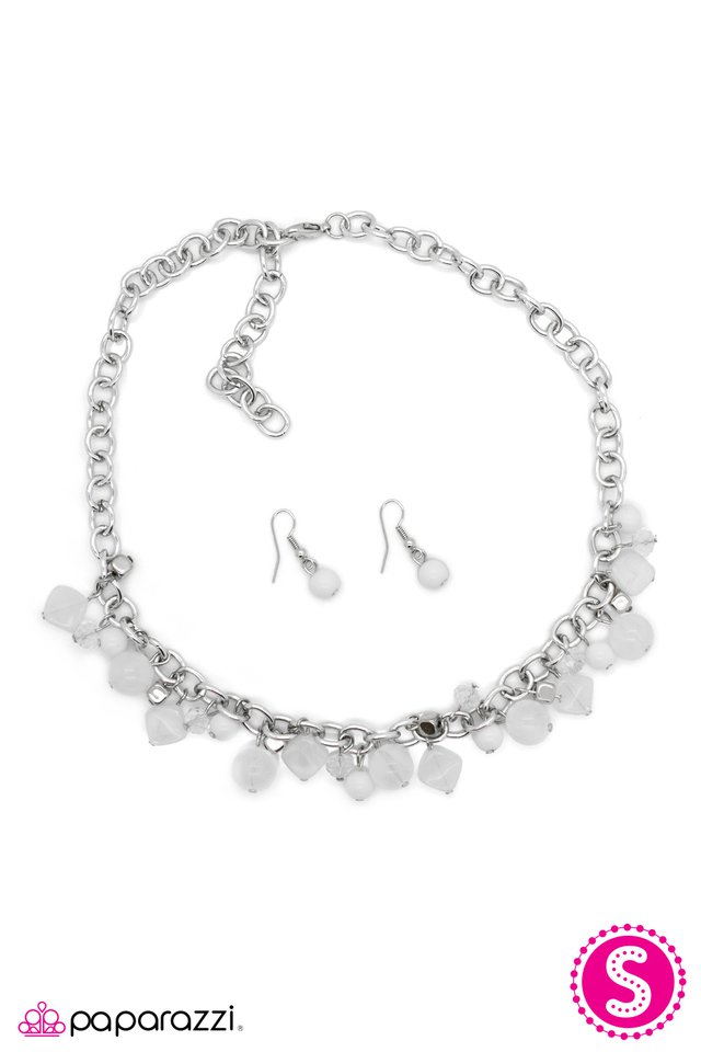 Paparazzi ♥ Catch 22 - White ♥ Necklace