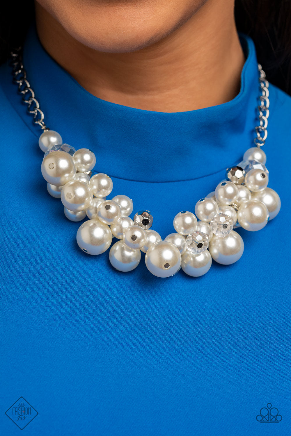 Paparazzi ♥ Romantically Reminiscent - White ♥  Necklace