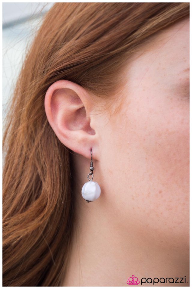 Paparazzi ♥ Take A Hike  - White ♥ Necklace