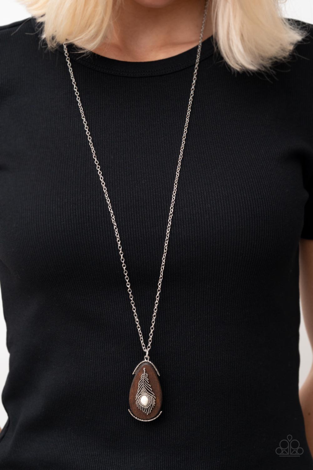 Paparazzi ♥ Personal FOWL - White ♥  Necklace