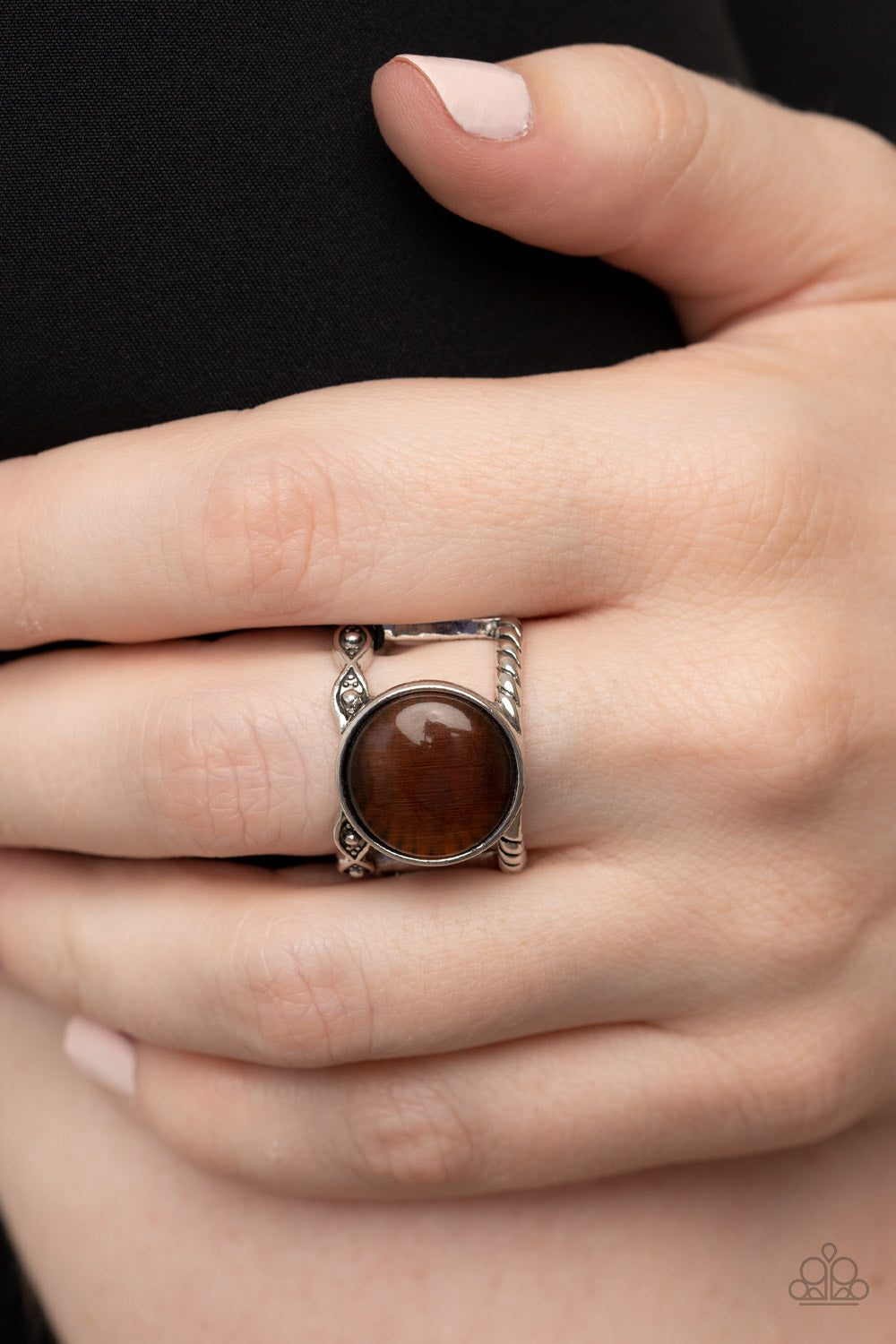 Paparazzi ♥ Clairvoyantly Cats Eye - Brown ♥  Ring