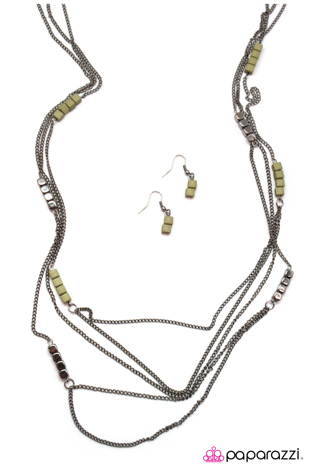 Paparazzi ♥ Chain Of Fools - Green ♥  Necklace