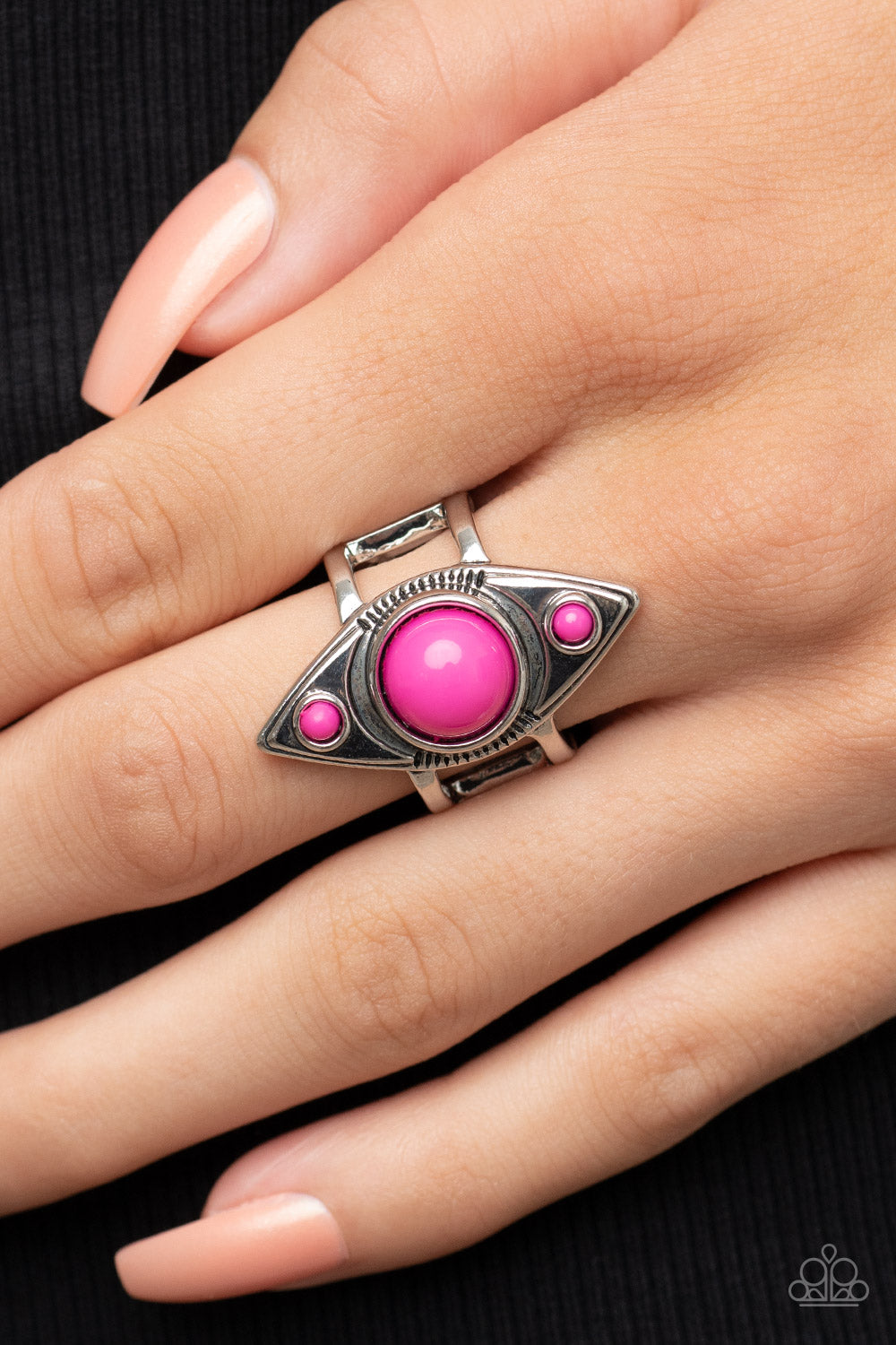 Paparazzi ♥ Pivoting Point - Pink ♥  Ring
