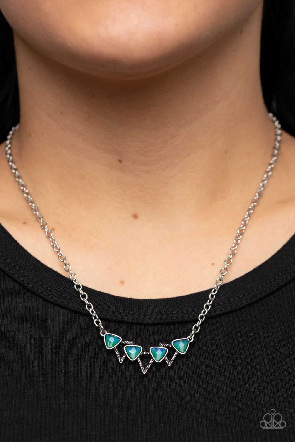 Paparazzi ♥ Pyramid Prowl - Multi ♥  Necklace