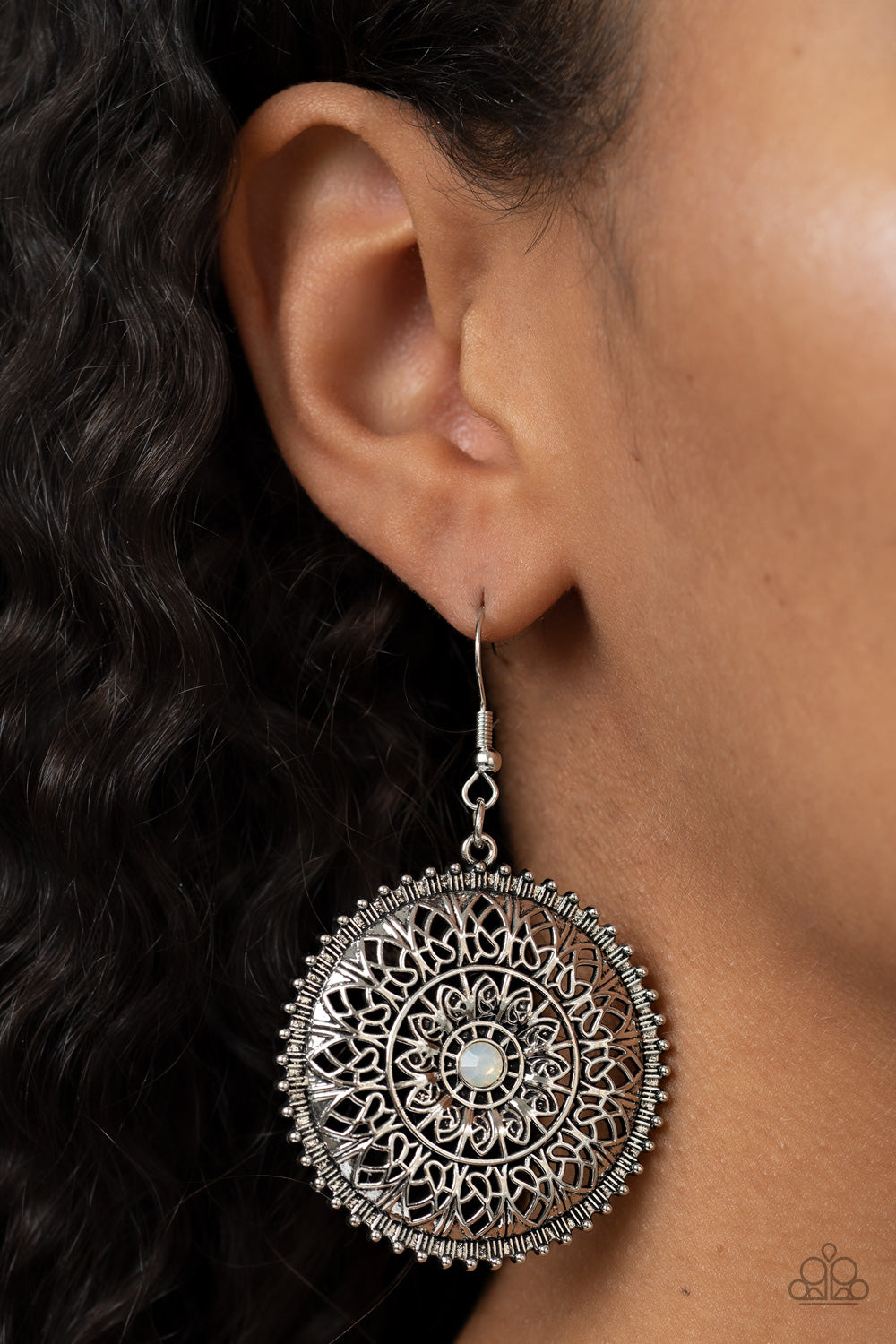 Paparazzi ♥ Spellbinding Botanicals - White ♥  Earrings