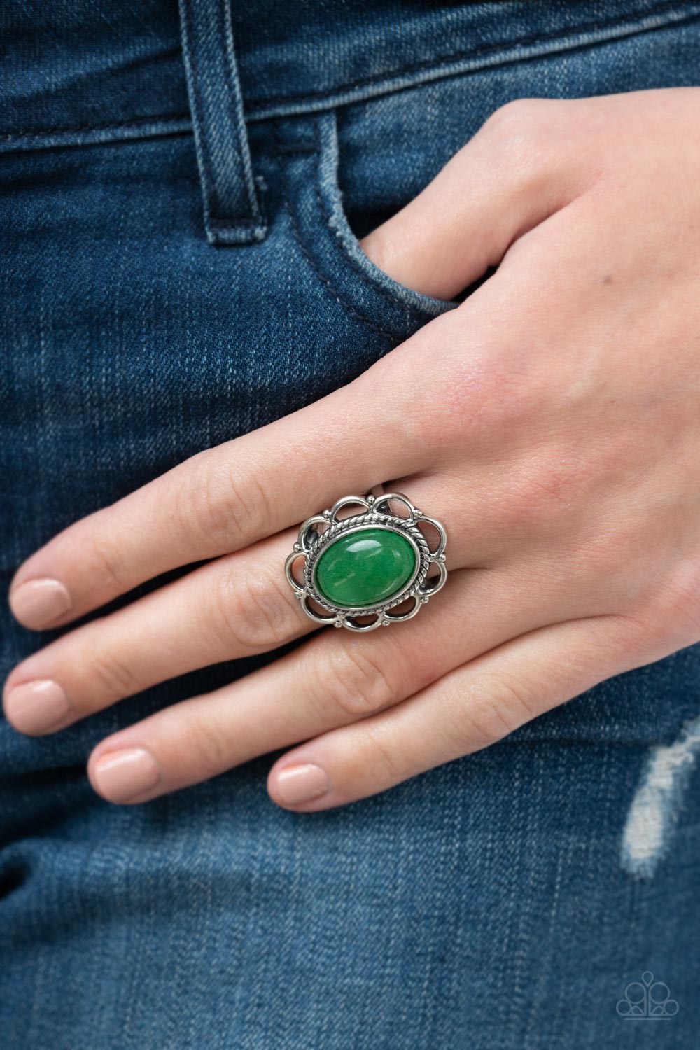 Paparazzi ♥ Gemstone Eden - Green ♥  Ring