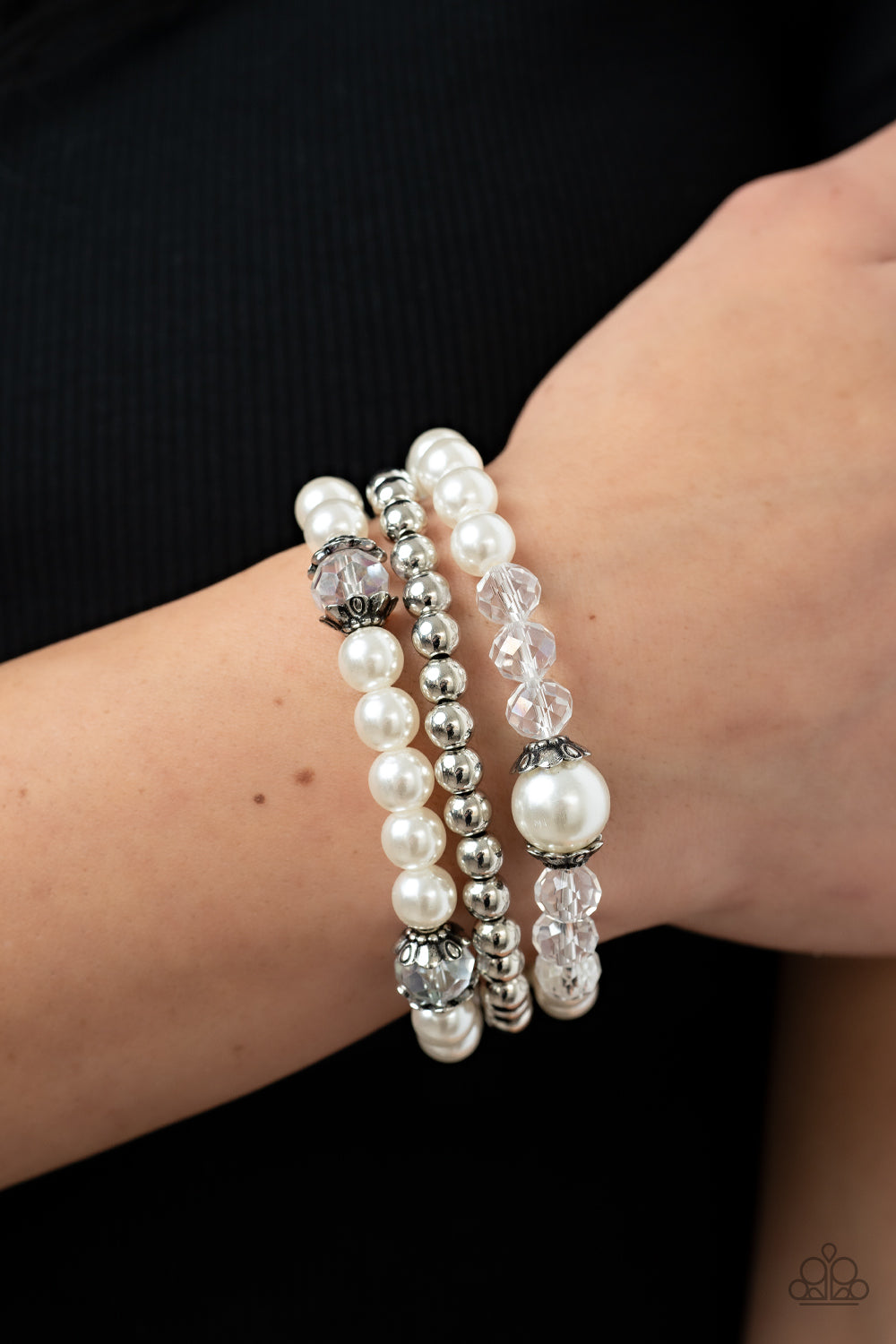 Paparazzi ♥ Positively Polished - White ♥  Bracelet