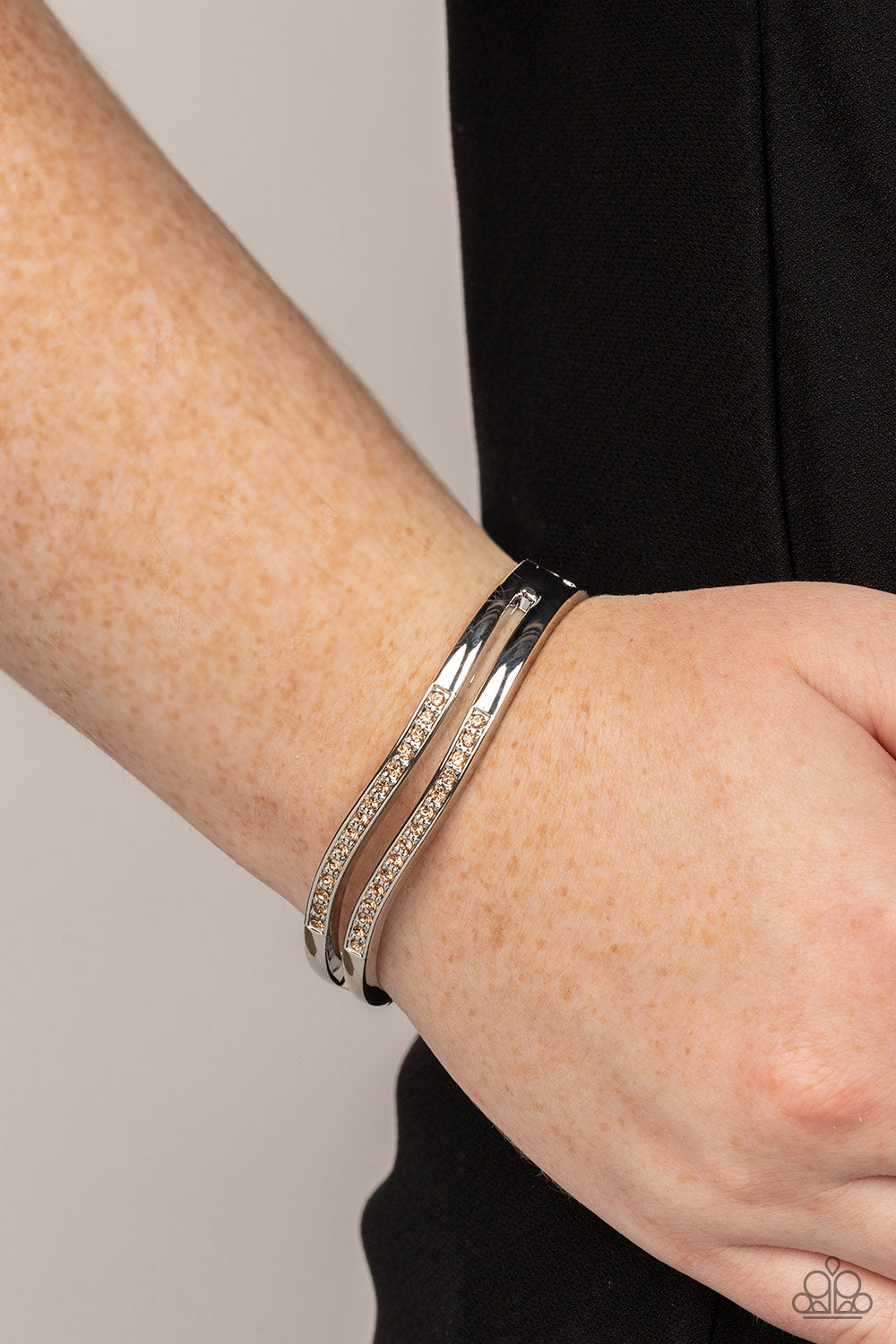 gen-z-glamour-brown-p9re-bnxx-171xx