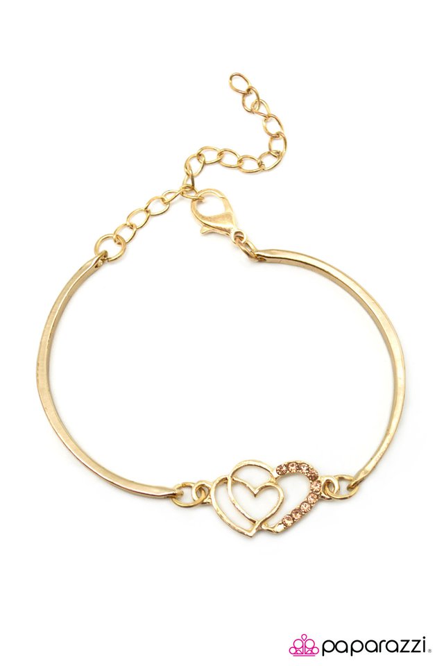 Paparazzi ♥ Dont Go Breaking My Heart - Gold ♥ Bracelet