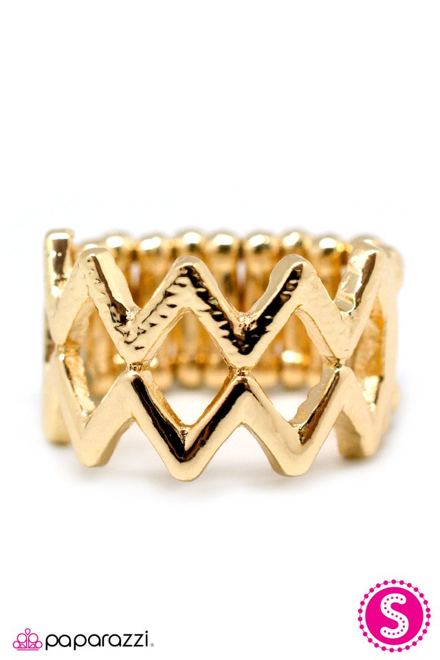 Paparazzi ♥ Across The Nile - Gold ♥ Ring