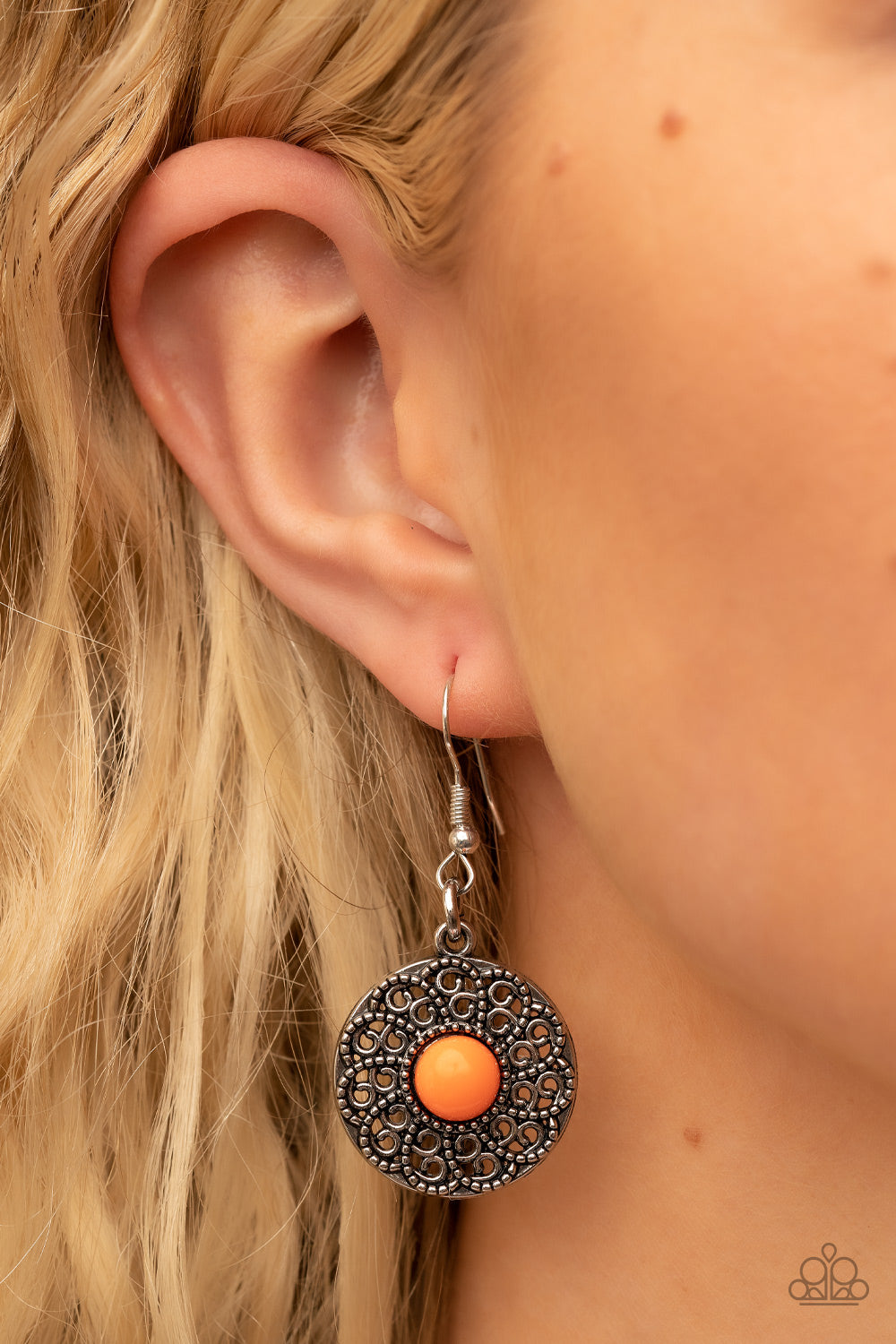 detail-orientated-orange-p2st-ogxx-084xx