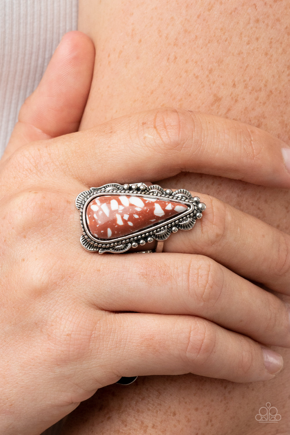 canyon-collector-brown-p4se-bnxx-139xx