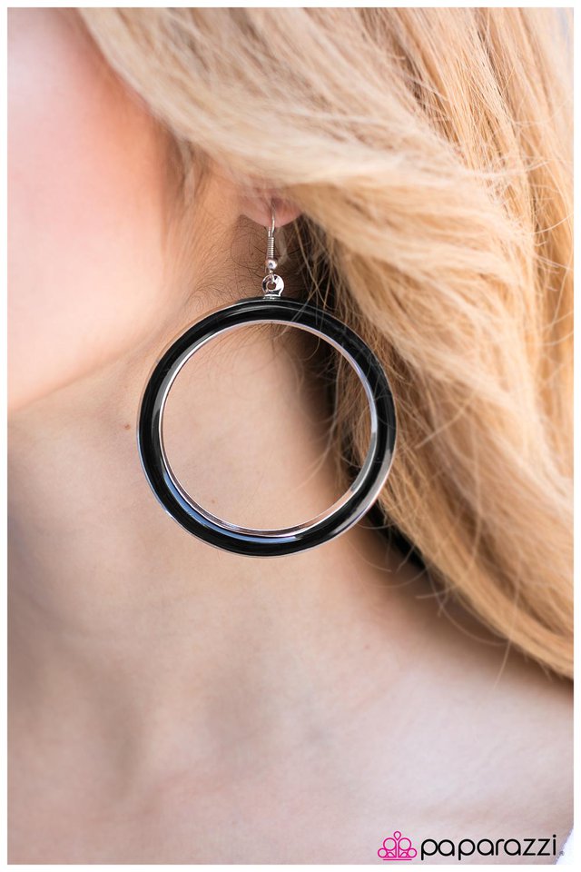 tiny-hula-dancer-black-p5wh-bkxx-029uu