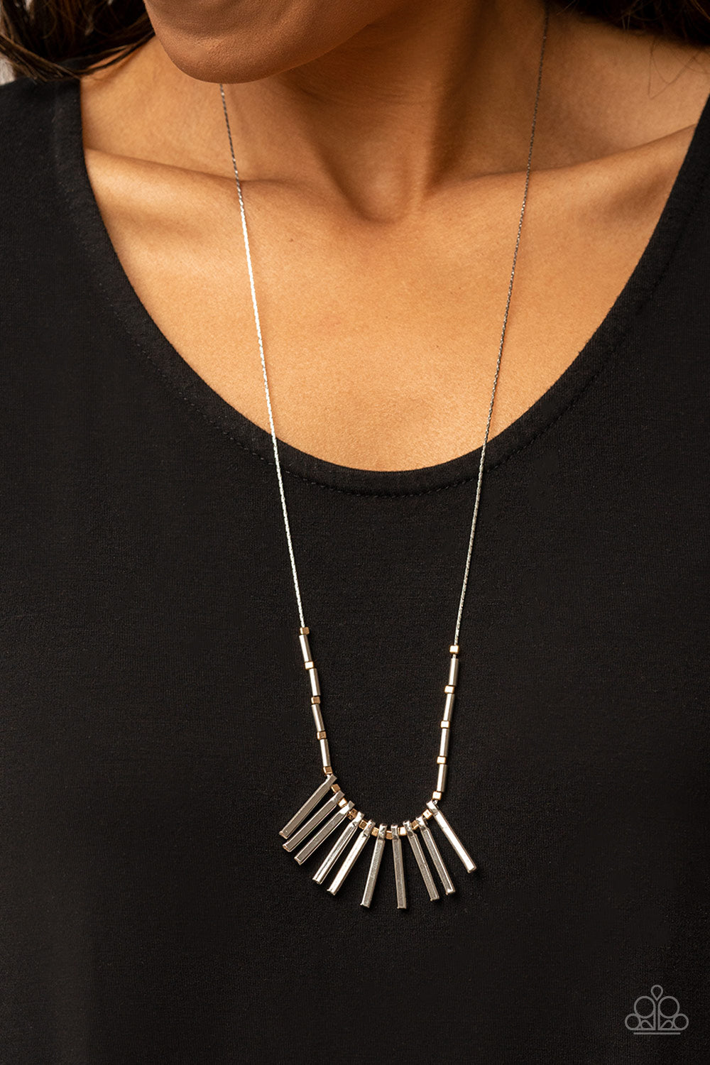 Paparazzi ♥ Rustic Hot Rod - Silver ♥  Necklace