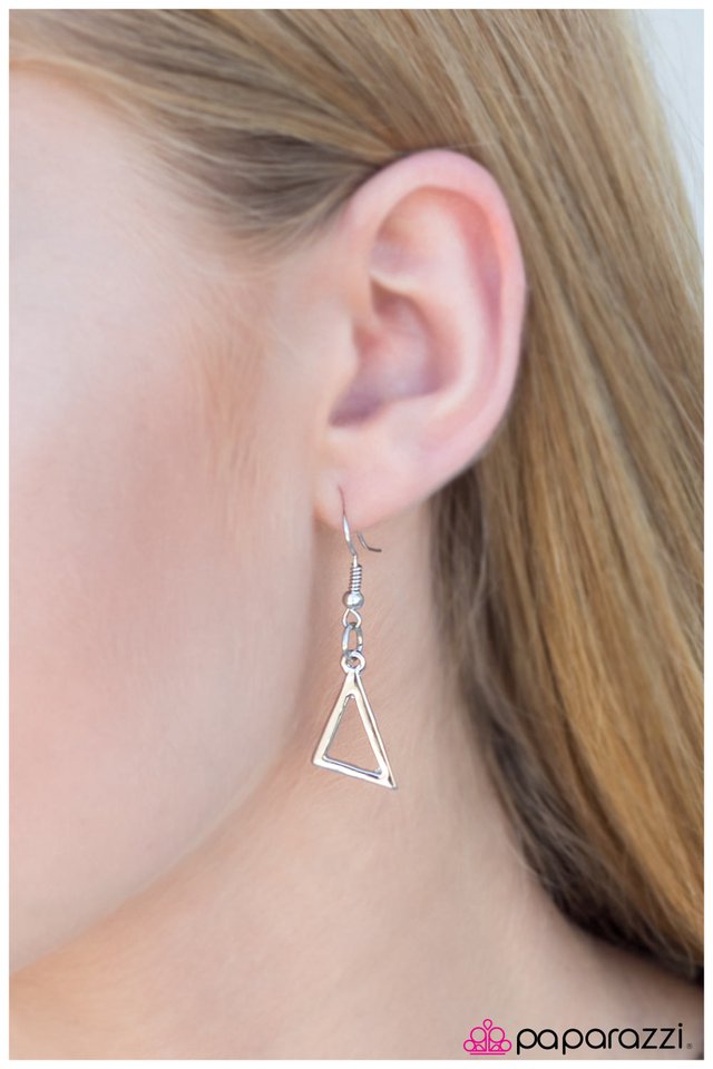 Paparazzi ♥ TRI As I May - Silver ♥ Necklace