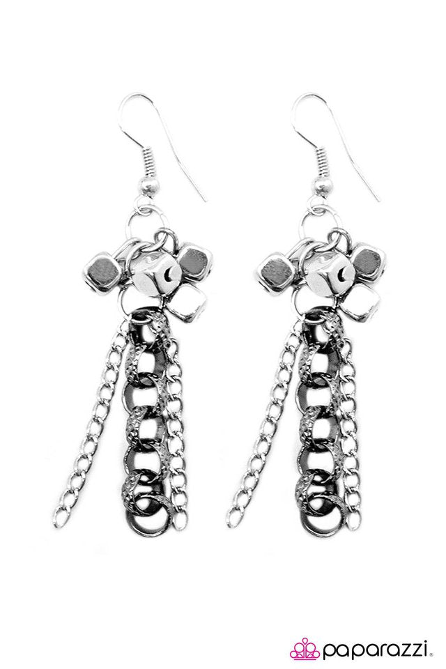 Paparazzi ♥ Totally Tomboy - Silver ♥ Earrings