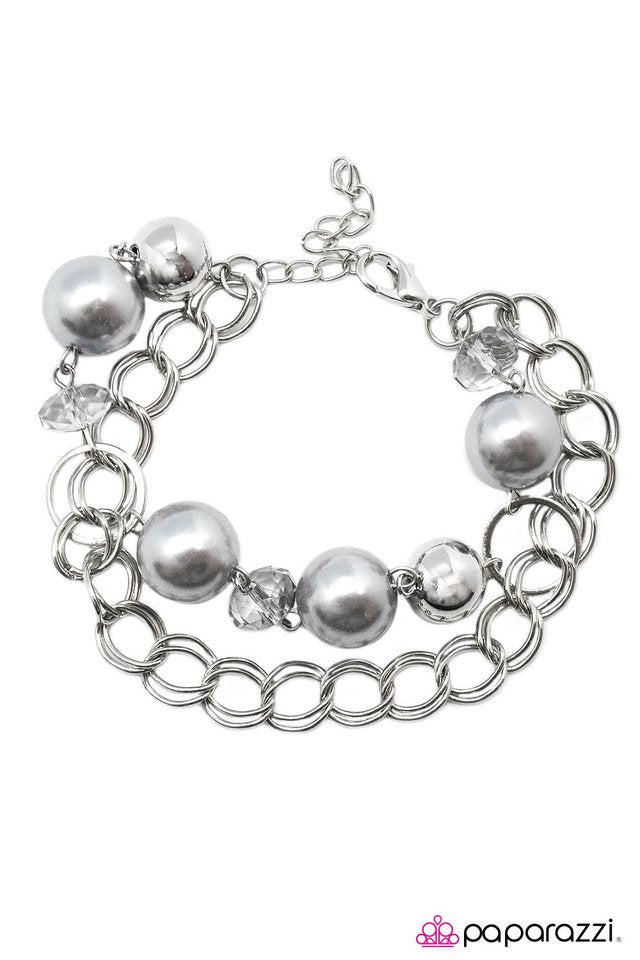 Paparazzi ♥ One Of The Classics - Silver ♥ Bracelet