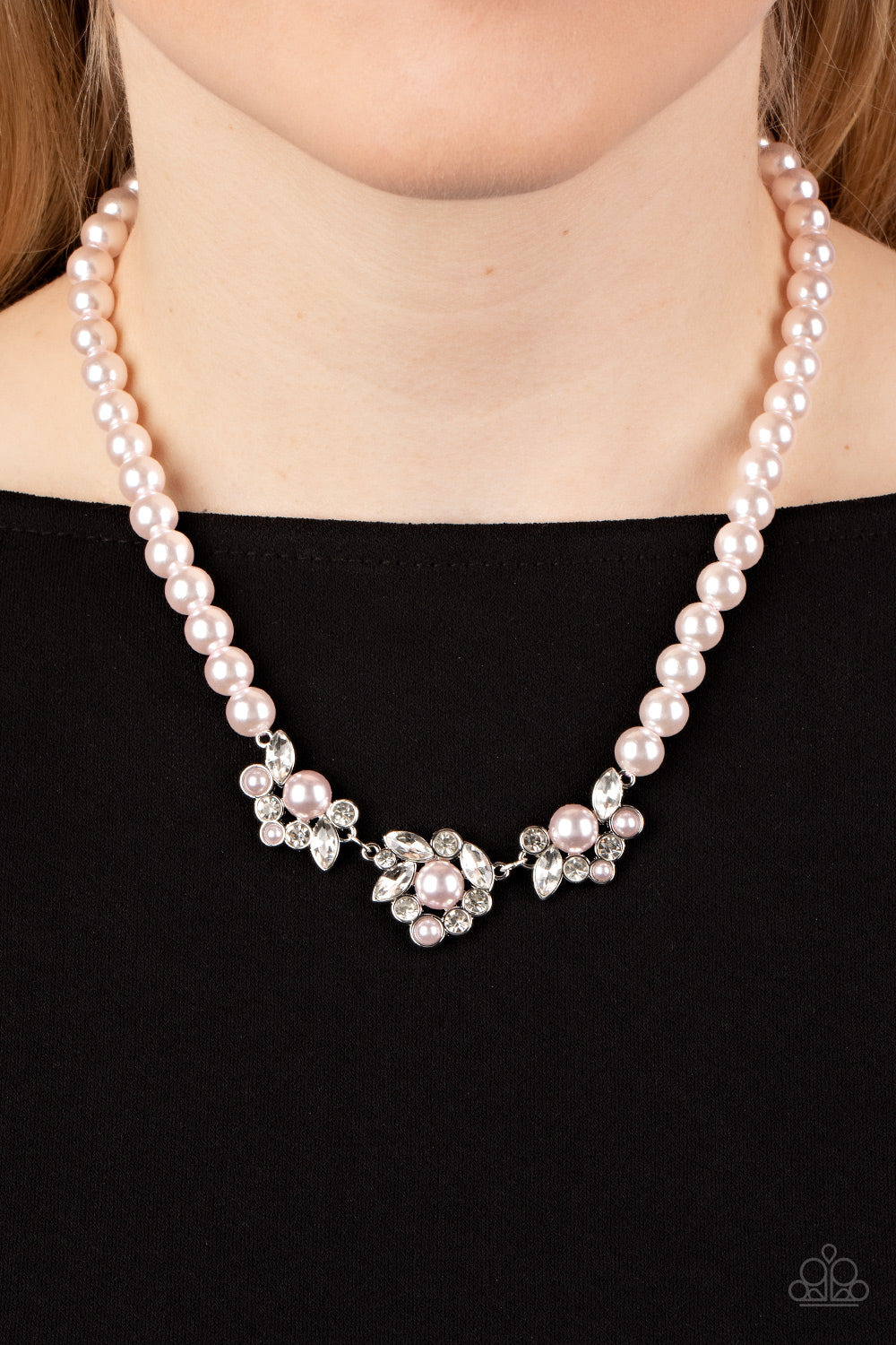 Paparazzi ♥ Royal Renditions - Pink ♥  Necklace