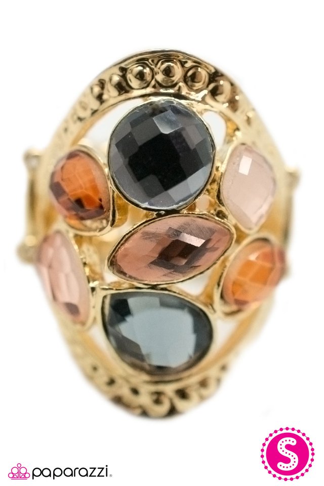 Paparazzi ♥ Buried Treasure - Gold ♥ Ring