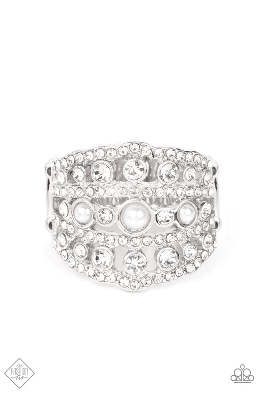 sailboat-bling-white-p4re-wtxx-496hy