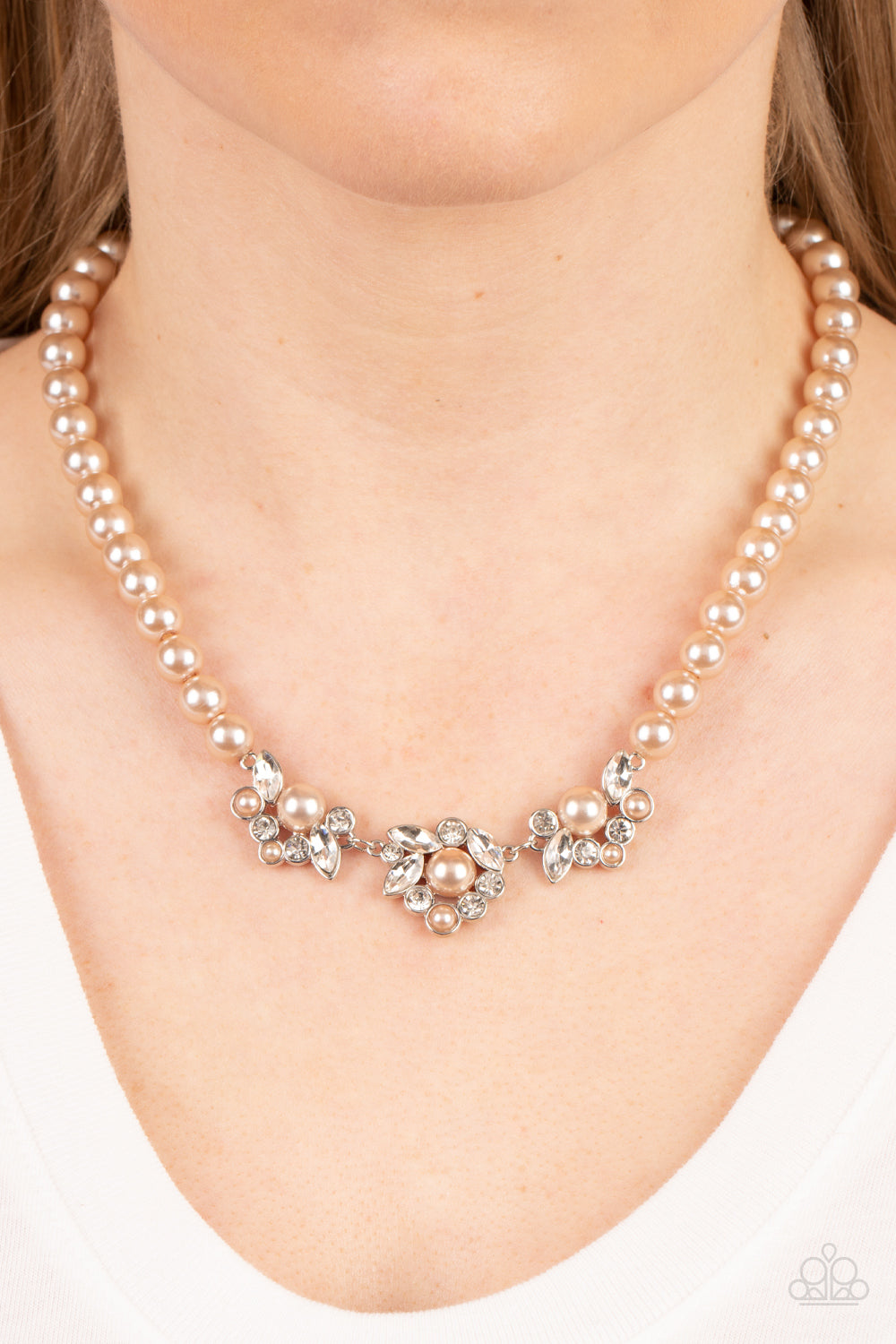 royal-renditions-brown-p2re-bnxx-288xx