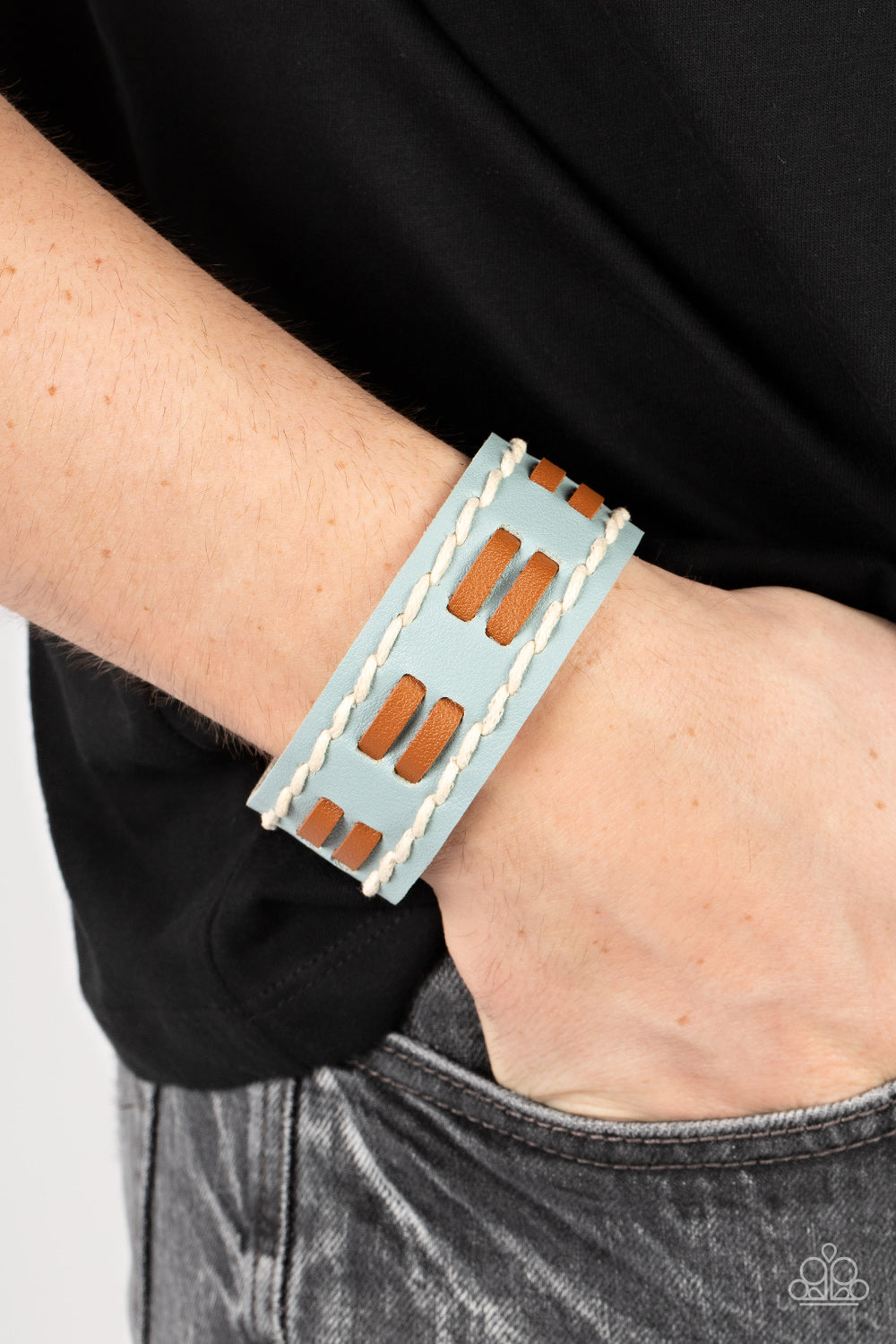 in-the-frontier-running-blue-p9ur-blxx-232xx