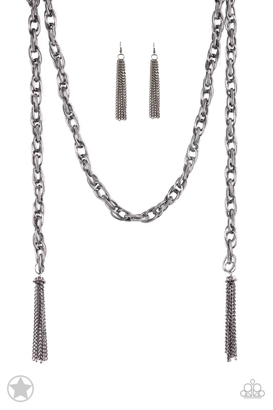 scarfed-for-attention-gunmetal-p2in-bkxx-035xx