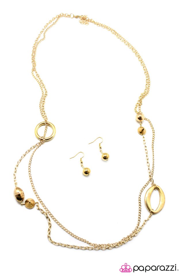 Paparazzi ♥ Use Your Imagination - Gold ♥ Necklace