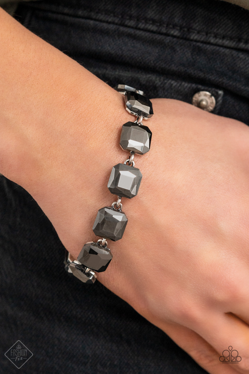Paparazzi ♥ Mind-Blowing Bling - Silver ♥  Bracelet