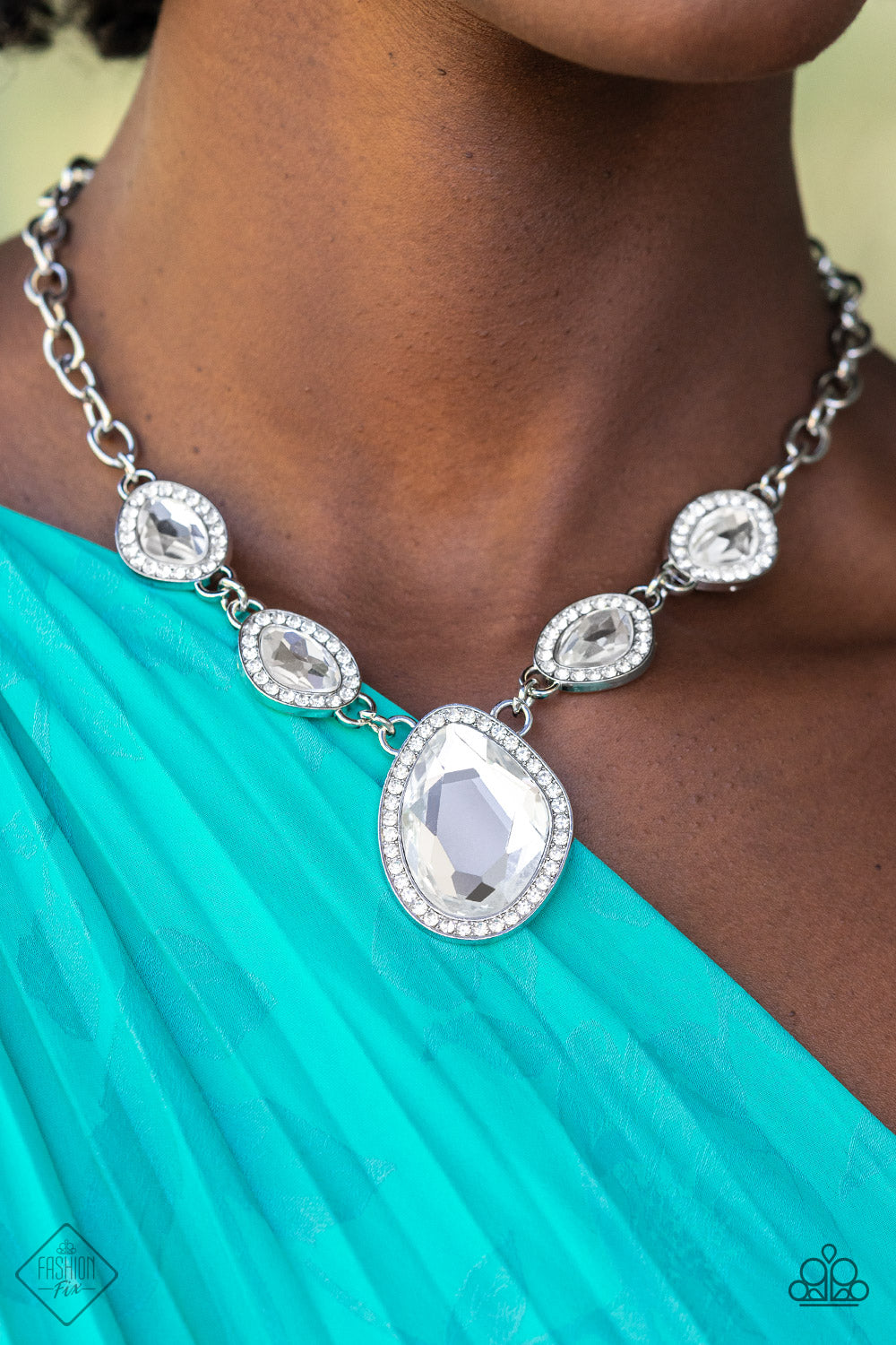 Paparazzi ♥ The Upper Echelon - White ♥  Necklace