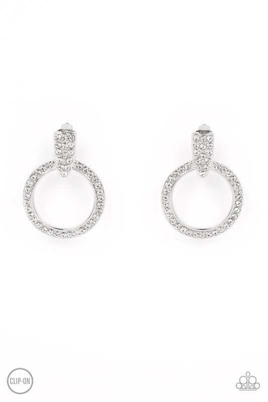sparkle-at-your-service-white-p5co-wtxx-139xx